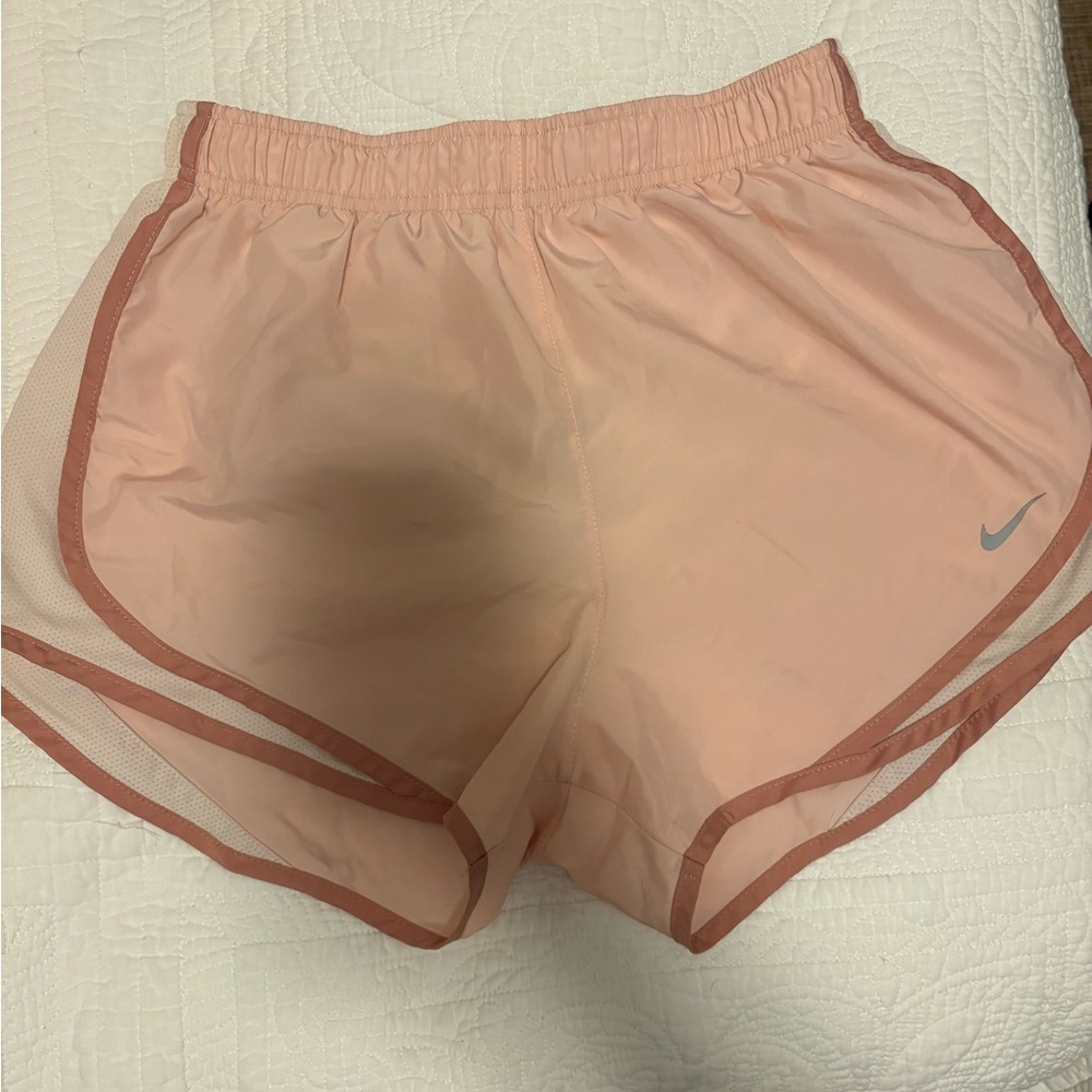 Nike Women's Peach Athletic Shorts